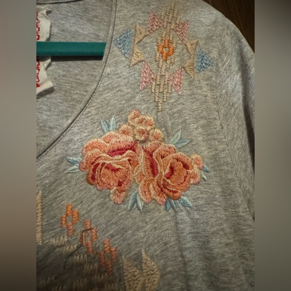 005JW // Johnny Was Los Angeles embroidered shirt // S - Picture 2 of 5